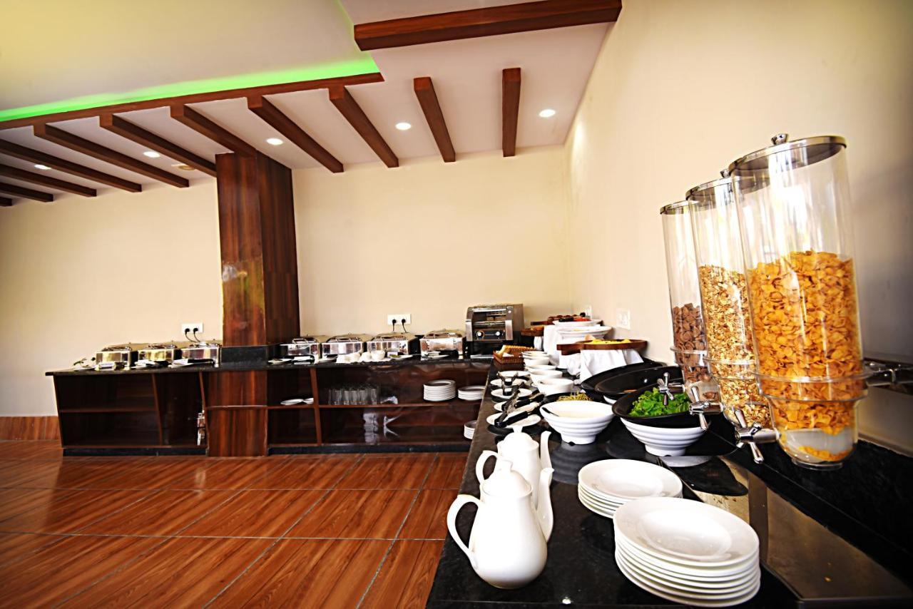 Divine Kathmandu Hotel Buitenkant foto