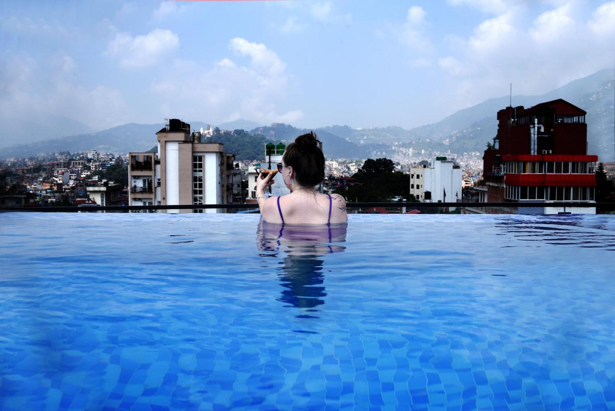 Divine Kathmandu Hotel Buitenkant foto
